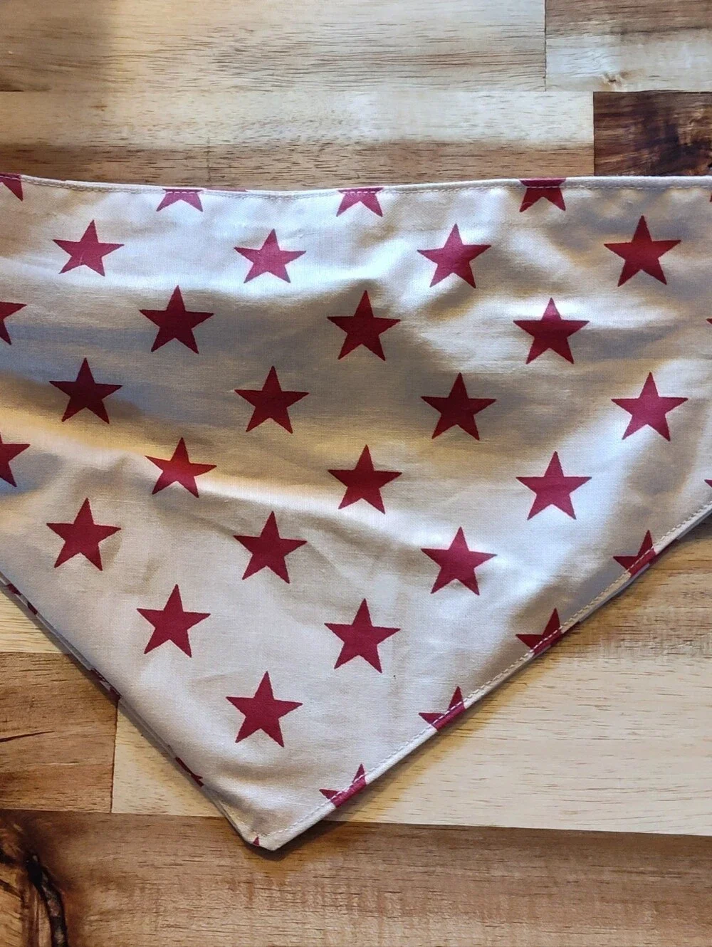 Dog Bandana Red Stars Beige Background With Closure Patriotic Size Large